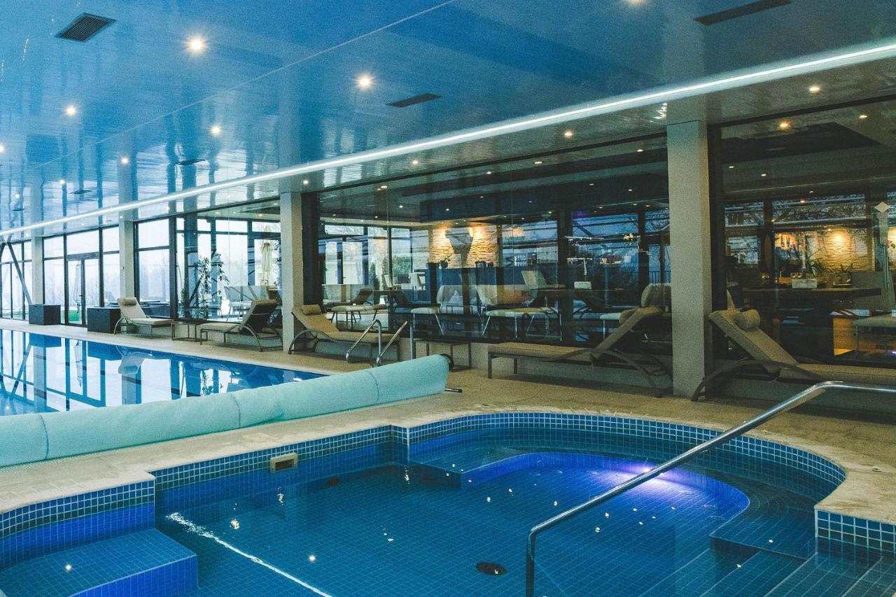 Hotel Villa Ekaterina Vakarel Eksteriør billede