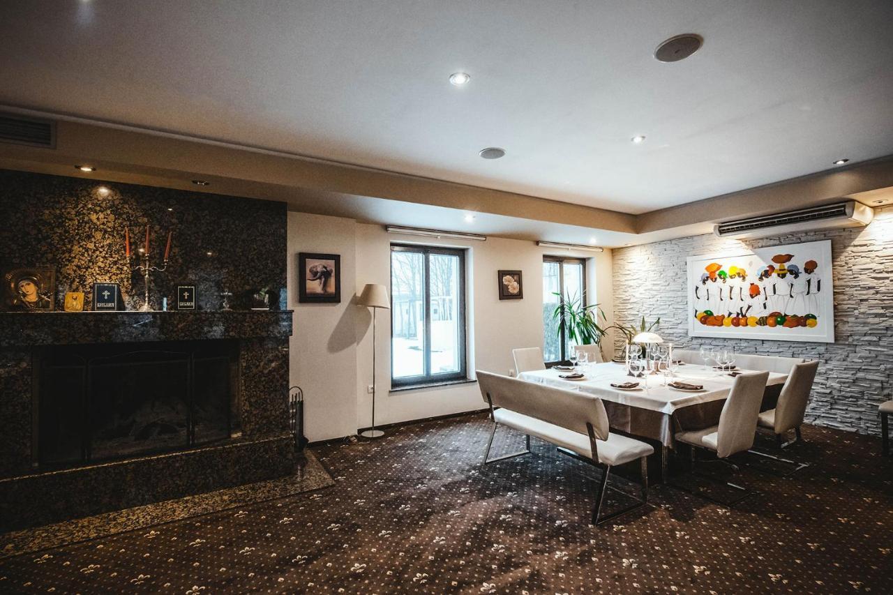 Hotel Villa Ekaterina Vakarel Eksteriør billede